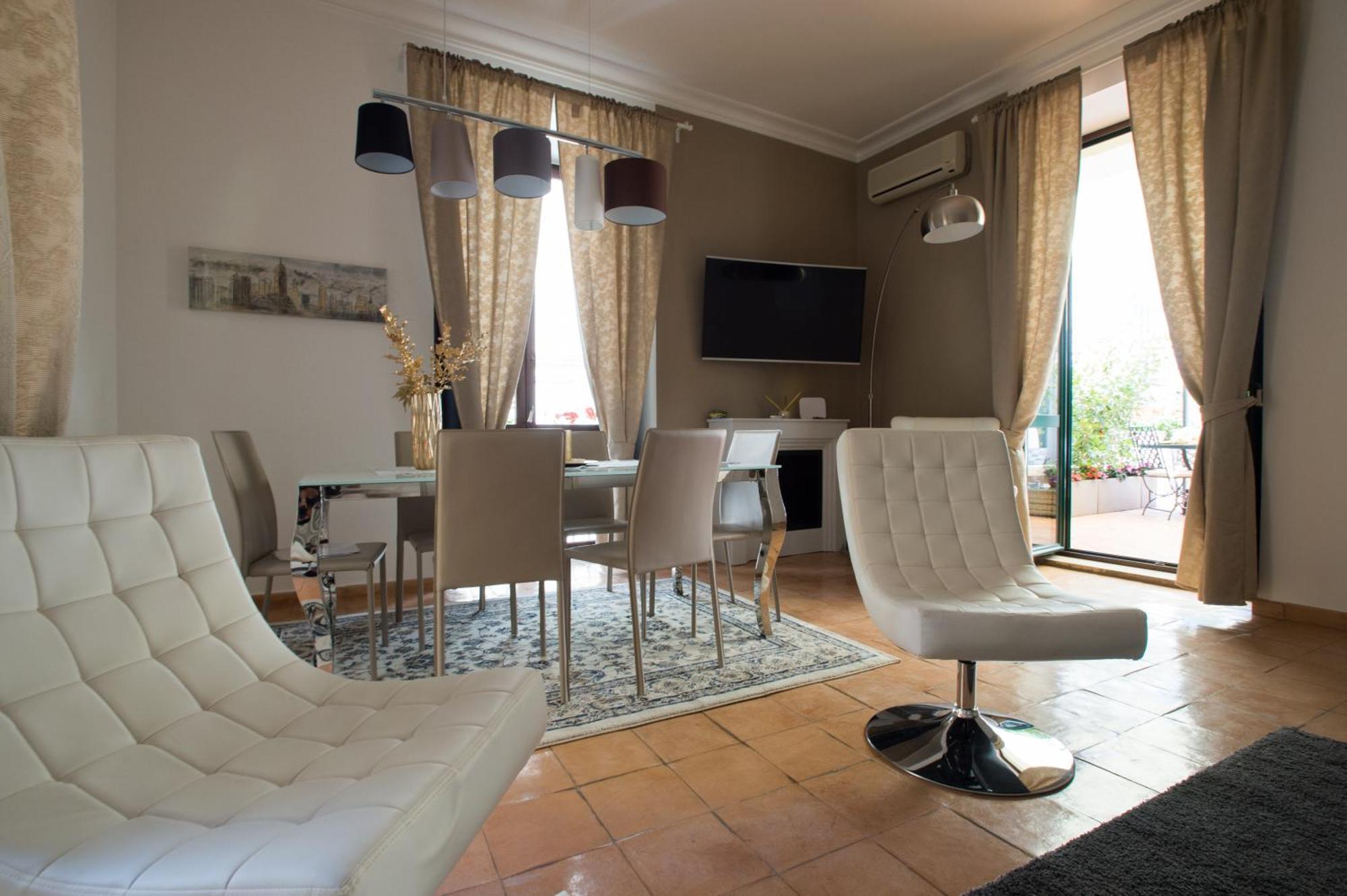 Boutique Apartment Al Duomo Салерно Экстерьер фото