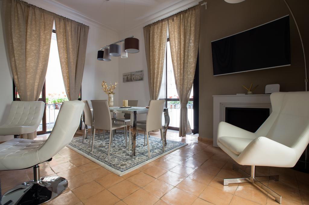 Boutique Apartment Al Duomo Салерно Экстерьер фото